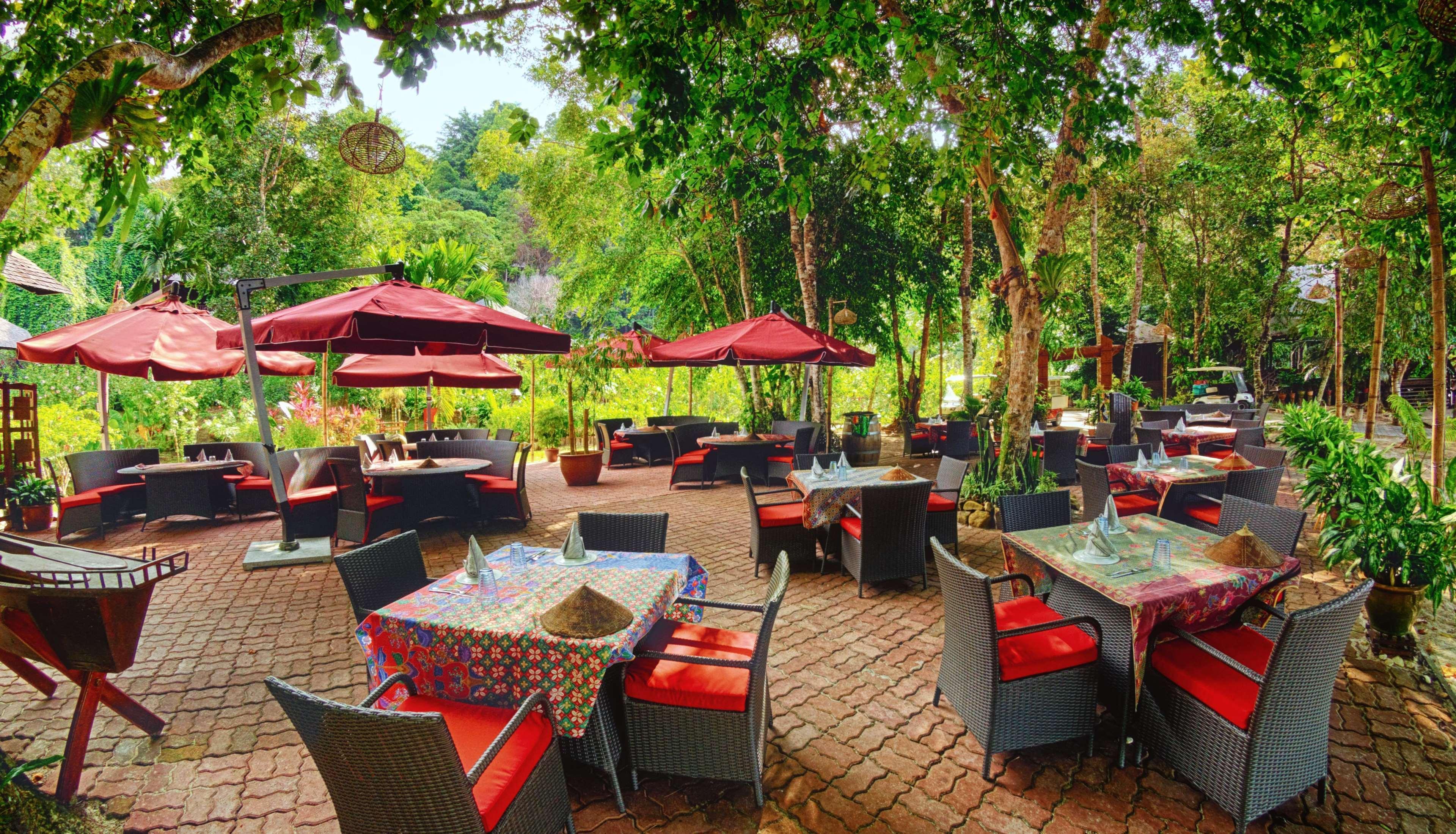 Bunga Raya Island Resort & Spa Pulau Gaya Buitenkant foto